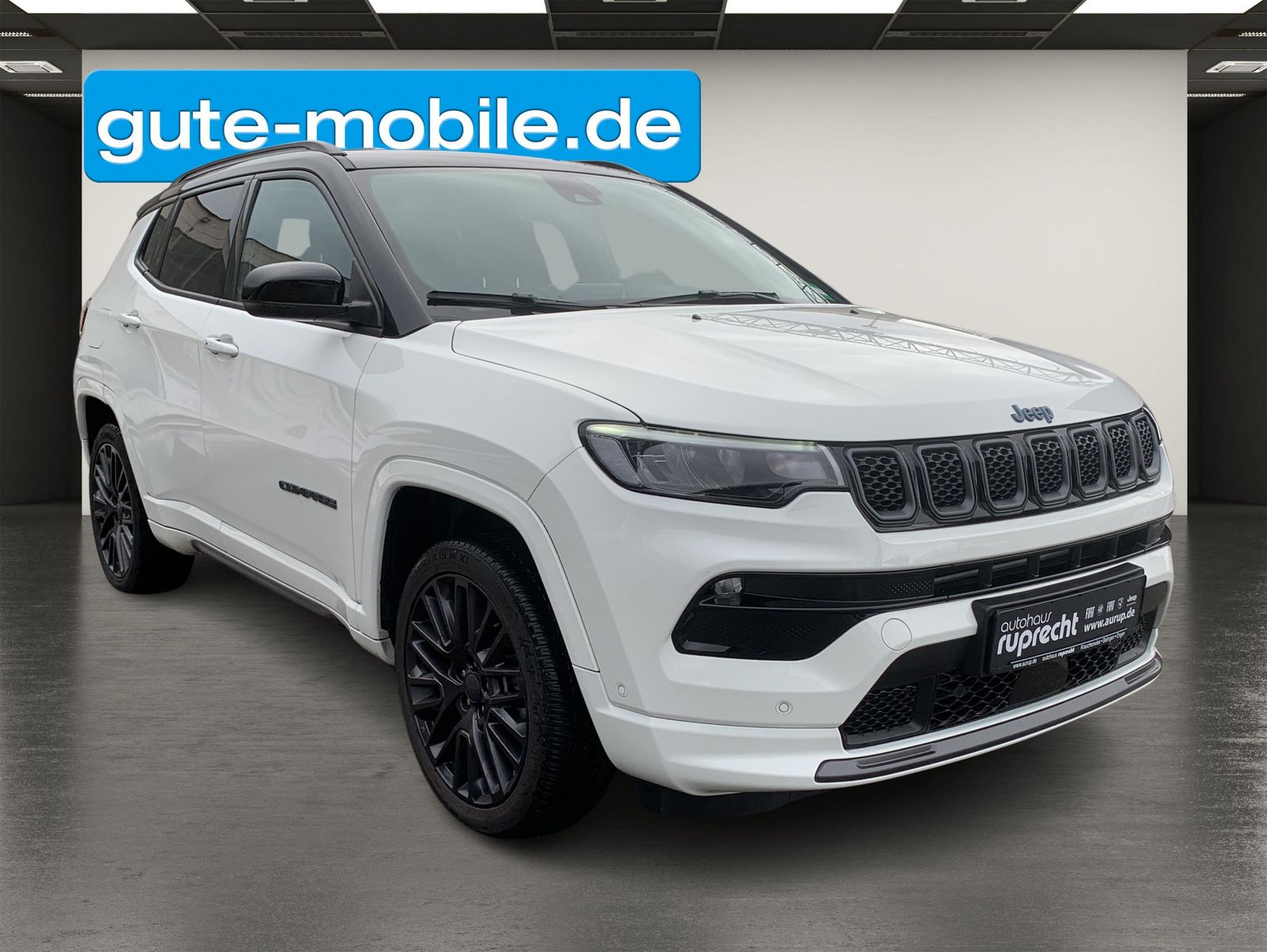 Fahrzeugabbildung Jeep Compass S Plug-In Hybrid 4WD |LEDER| El.Heckkl.