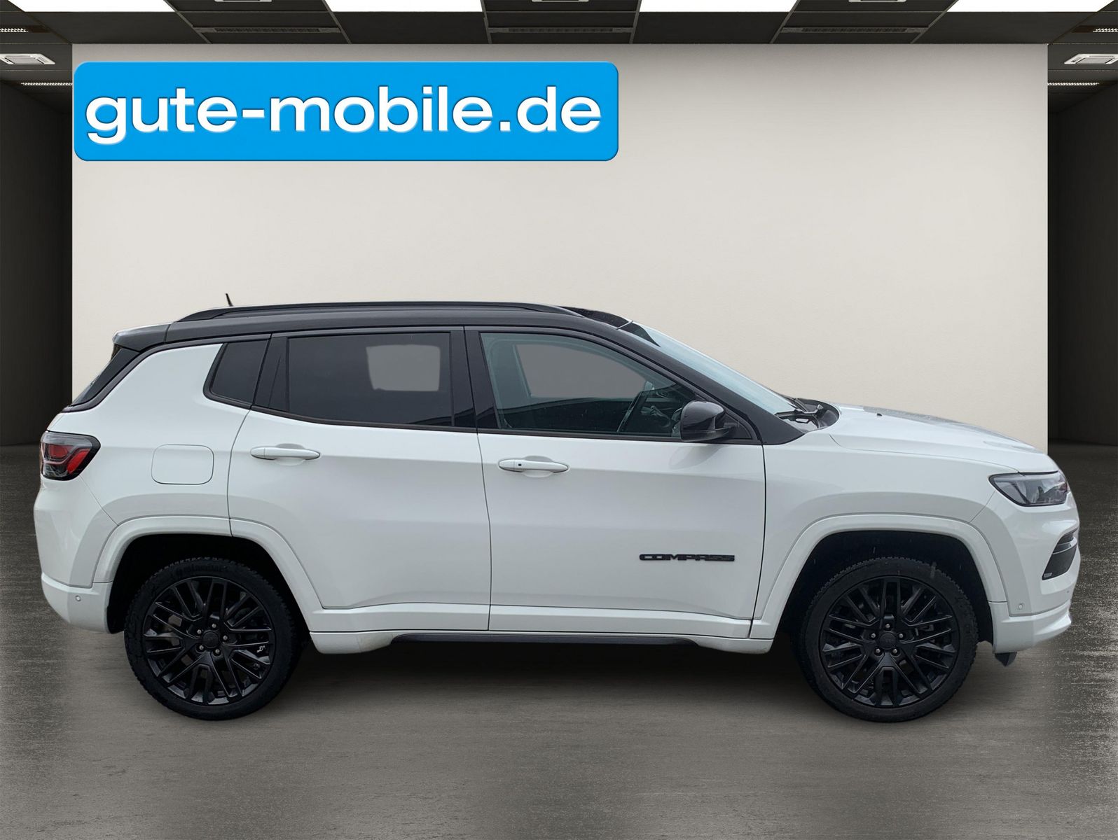 Fahrzeugabbildung Jeep Compass S Plug-In Hybrid 4WD |LEDER| El.Heckkl.