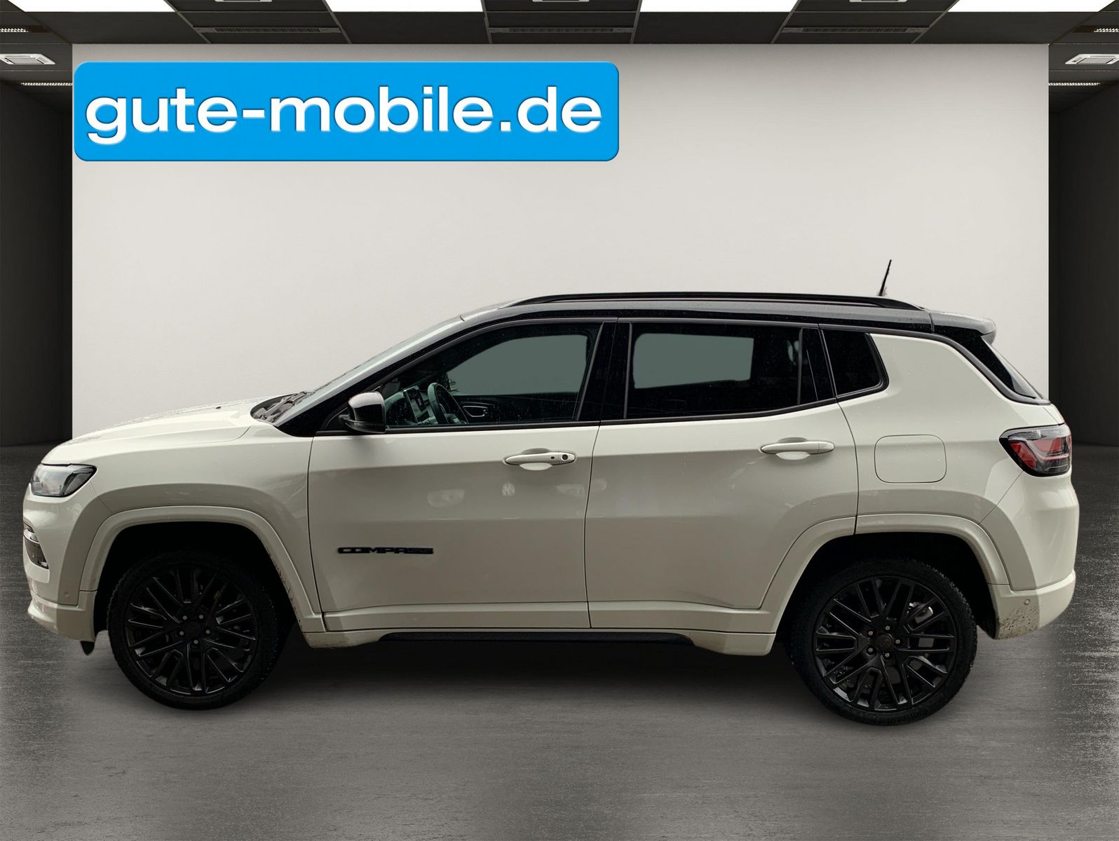 Fahrzeugabbildung Jeep Compass S Plug-In Hybrid 4WD |LEDER| El.Heckkl.